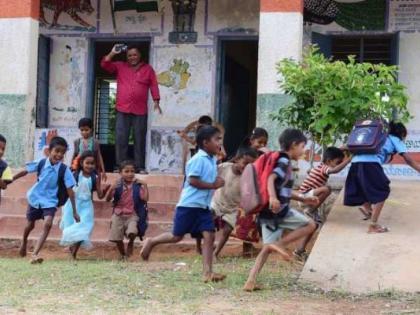 The importance of Guruji and school increased due to lockdown .....! | लॉकडाऊनमुळे वाढले गुरुजी व शाळेचे महत्त्व.....!