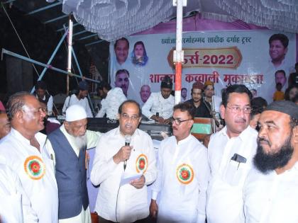 Minister Radhakrishna Vikhe Patil attend Kavvali Programme at Sangamner | ‘दुश्‍मनी अच्‍छी नही, मुझे दोस्‍त बनाकर देख’; राधाकृष्ण विखे पाटलांची खुमासदार शेरोशायरी