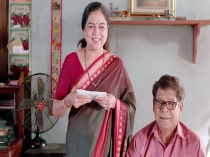 Good chemistry of Mohan Joshi and Reema | 'Home Sweet Home' मोहन जोशी आणि रीमा यांची अफलातून केमिस्ट्री