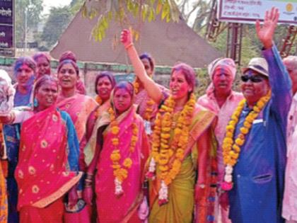 Miracle in Digraswani in Hingoli, Foreign Return Doctorate panel wins | हिंगोलीतील दिग्रसवाणीत चमत्कार, ‘फॉरेन रिटर्न डॉक्टरेट’चे पॅनल विजयी