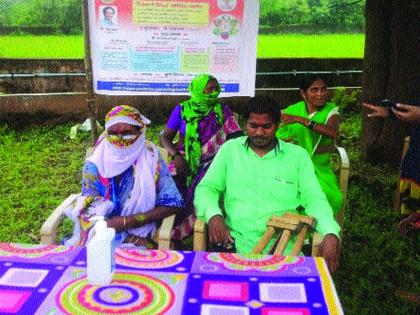 A farmer woman from Shahapur interacted with the Chief Minister | शहापूरच्या शेतकरी महिलेने साधला मुख्यमंत्र्यांशी संवाद