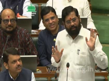 CM Eknath Shinde gave information about the various works of the state government in the hall. | आम्ही बाळासाहेब ठाकरेंचे कार्यकर्ते, रस्ते तुडवत पाहणीला जातो; CM शिंदेंची तुफान फटकेबाजी