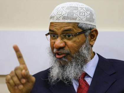 Pakistan's money for the Krishna Temple is haraam : Zakir Naik | कृष्ण मंदिरासाठी पाकिस्तानचा पैसा, हराम आहे; झाकीर नाईक बरळला