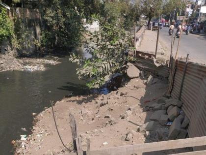 Walls of North Canal broken, bad smell in many settlements of North Nagpur | नॉर्थ कॅनलच्या भिंती तुटल्या, उत्तर नागपुरातील अनेक वस्त्यांमध्ये दुर्गंधी