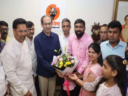 In Diva, BJP Rohidas Mundhe joined into Uddhav Balasaheb Thackeray group | दिव्यात भाजपला धक्का; रोहिदास मुंढेंचा उद्धव बाळासाहेब ठाकरे गटात प्रवेश