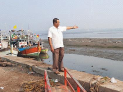 Boat repair yard in Satpati, auction house 'stolen' | सातपाटीतील बोट दुरुस्ती यार्ड, लिलावगृह गेले ‘चोरीला’