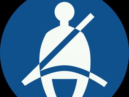 Seat belt is an important means of safety for travelers | सीटबेल्ट हा प्रवाशांच्या सुरक्षिततेचे एक महत्त्वाचे साधन