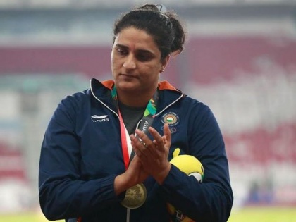 Asian Games 2018: Asiad bronze winner Seema Punia to donate around Rs 1.5 lakh for Kerala flood victims | Asian Games 2018: केरळ पूरग्रस्तांना सीमा पुनियाची आर्थिक मदत; इतरांनाही आवाहन 