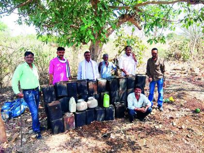 In the district of Washim, Thousands of drunken bands | वाशिम जिल्ह्यात हातभट्टी दारु अड्डय़ांवर धाडसत्र