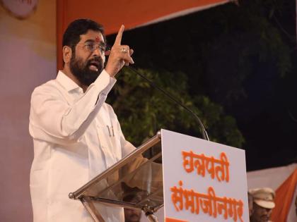 Chief Minister working on field; Shiv Sena MP Dhairyasheel Mane praised Eknath Shinde | ऑन फिल्ड काम करणारा मुख्यमंत्री; शिवसेना खासदारानं एकनाथ शिंदेंचं केलं कौतुक