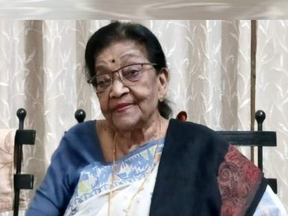 bengali-singer-sumitra-sen-passed-away-this-morning-at-the-age-of-89 | Sumitra Sen : प्रसिद्ध बंगाली गायिका सुमित्रा सेन यांचं निधन; आयुष्यभर रविंद्र संगीताचा केला प्रसार