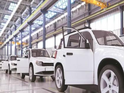 Taking a car? Then wait... 81 new models are coming this year; E-Vehicles too | कार घेताय? मग जरा थांबा...या वर्षी येताहेत ८१ नवी माॅडेल्स; ई-वाहनांचीही पर्वणी