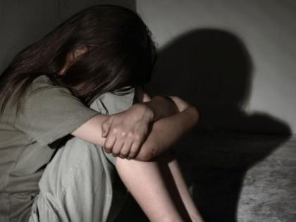 Sexual abuse of a minor girl for two and a half years | अडीच वर्षांपासून अल्पयीन मुलीचे लैंगिक शोषण