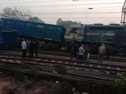 Railway Kavach Technique fail? Two freight trains collide head-on; Motorman serious | Railway Accident: रेल्वे कवच फेल? दोन मालगाड्या समोरसमोर आदळल्या; मोटरमन गंभीर