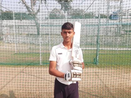 Akola Youth Karan Dikkar will represent Maharashtra in the National School Cricket Tournament | राष्ट्रीय शालेय क्रिकेट स्पर्धेत अकोल्याचा करण करणार महाराष्ट्राचे प्रतिनिधित्व