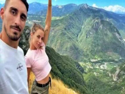 selfie before death Boyfriend died after falling into 650ft ditch in front of girlfriend | "आमचा अखेरचा फोटो..."; सेल्फी घेतल्यानंतर गर्लफ्रेंडसमोरच बॉयफ्रेंडचा दुर्दैवी मृत्यू