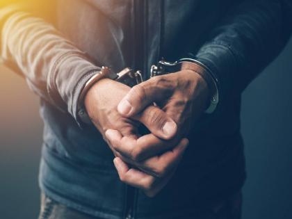 Former minister's secretary was providing secret information to Pakistan! Another traitor caught from Jaisalmer | माजी मंत्र्याचा सचिव, पाकिस्तानला पुरवत होता गुप्त माहिती! जैसलमेरमधून पकडला गेला आणखी एक गद्दार Former minister's secretary was providing secret information to Pakistan! Another traitor caught from Jaisalmer | माजी मंत्र्याचा सचिव, पाकिस्तानला पुरवत होता गुप्त माहिती! जैसलमेरमधून पकडला गेला आणखी एक गद्दार