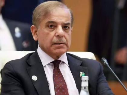 Pakistani govt raises salaries of NA speaker, Senate chairman to 1.3 mn | आंतरराष्ट्रीय स्तरावर हात पसरणारा पाकिस्तान भरतोय नेत्यांचे खिसे! सरकारने वाढवला पाचपटींनी पगार Pakistani govt raises salaries of NA speaker, Senate chairman to 1.3 mn | आंतरराष्ट्रीय स्तरावर हात पसरणारा पाकिस्तान भरतोय नेत्यांचे खिसे! सरकारने वाढवला पाचपटींनी पगार