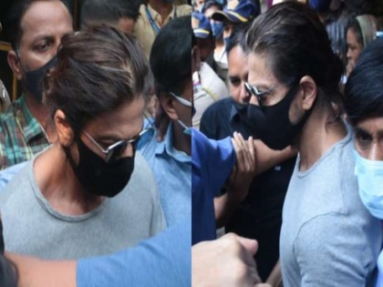 Shah Rukh Khan today visited Mumbai's Arthur Road Jail to meet with his son Aryan Khan | Aryan Khan Drug Case: आर्यनला भेटण्यासाठी ‘किंगखान’ पोहोचला आर्थर रोड तुरूंगात, पाहा व्हिडीओ