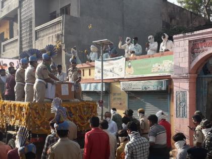 Funeral of the martyr Chandrakant Bhakre at Paturda Village of Buldhana | शहिद जवान चंद्रकांत भाकरे यांच्या पार्थीवावर शासकीय इतमामात अंत्यसंस्कार