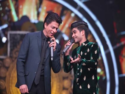 King Khan Shahrukh Khan has requested Salman Ali to sing! | किंग खान शाहरुख खानने सलमान अलीला केली गाणं म्हणण्याची विनंती!