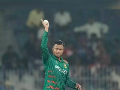 Shakib Al Hasan will take part in Bangladesh's parliamentary elections and he polls from his home district in Magura1 seat | बांगलादेशच्या शाकिब अल हसनची नवी 'इनिंग'! राजकारणात एन्ट्री; लोकसभा निवडणूक लढणार