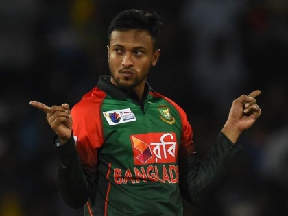 Shakib's all-round performance in Bangladesh's victory | बांगलादेशच्या विजयात शकिबची अष्टपैलू कामगिरी
