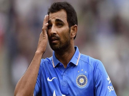 Mohammed Shami becomes 'victim' of netizens, frustrated cricket fans after defeat against Pakistan | Mohammed Shami : मोहम्मद शमी ठरला नेटिझन्सचा ‘बळी’, पाकिस्तानविरुद्धच्या पराभवानंतर निराश क्रिकेटप्रेमींची आगपाखड