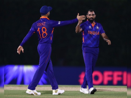 T20 World Cup, India vs Pakistan : BCCI Comes Out in Full Support of Mohammed Shami: 'Proud, Strong, Upwards & Onwards' | Mohammed Shamiच्या पाठीशी BCCI खंबीरपणे उभी; भारतीय गोलंदाजावर टीका करणाऱ्यांना मोजक्या शब्दात सुनावलं