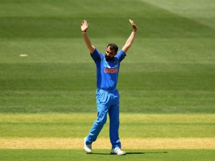 India vs New Zealand 1st ODI: Mohammed Shami becomes the quickest among the Indian bowlers to the milestone of 100 ODI wickets | India vs New Zealand 1st ODI : मोहम्मद शमीचे शतक; सर्वात जलद 100 विकेट्स घेणारा भारतीय गोलंदाज