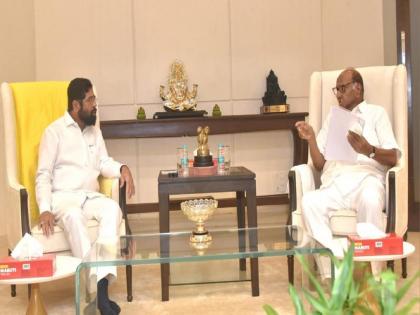 ncp supremo sharad Pawar met the Chief Minister eknath shinde the discussion was held at Varsha Bungalow | शरद पवार यांनी घेतली मुख्यमंत्र्यांची भेट, वर्षा बंगल्यावर झाली चर्चा