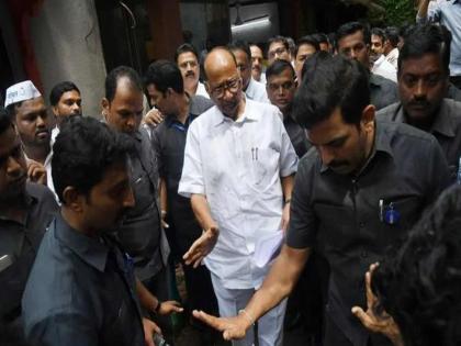 NCP SP chief Sharad Pawar refuses to take Z plus security | केंद्राची झेड प्लस सुरक्षा शरद पवारांनी नाकारली; म्हणाले, "कुठला धोका आहे ते मी..."