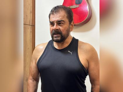 sharat saxena reveals actors like him are not invited to bollywood parties | 'आमच्यासारख्यांना कोणी पार्टीत बोलवत नाही'; शरत सक्सेनाने उघड केलं बॉलिवूडचं सत्य