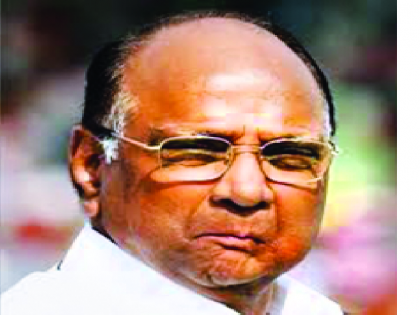 Pawar's sign of action on Lok Sabha Election 2019 anti-party workers | Lok Sabha Election 2019 पक्षविरोधी काम करणाऱ्यांवर पवारांकडून कारवाईचे संकेत