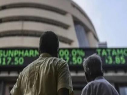 शेअर बाजारात जोरदार तेजी; सेन्सेक्स २,९४६ अंकांनी वधारला, तर निफ्टी २४,००० च्या उंबरठ्यावर