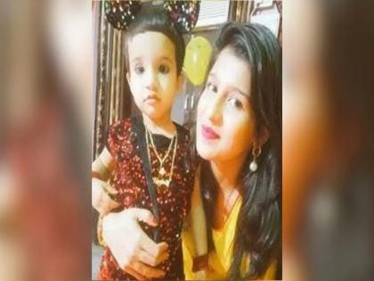 A new revelation has come to light regarding Roshni alias Naz, who killed her dauther in Lucknow | माता न तू वैरिणी! प्रियकरासोबत नको त्या अवस्थेत पाहिलं; ६ वर्षांच्या चिमुकलीला आईनंच संपवलं A new revelation has come to light regarding Roshni alias Naz, who killed her dauther in Lucknow | माता न तू वैरिणी! प्रियकरासोबत नको त्या अवस्थेत पाहिलं; ६ वर्षांच्या चिमुकलीला आईनंच संपवलं