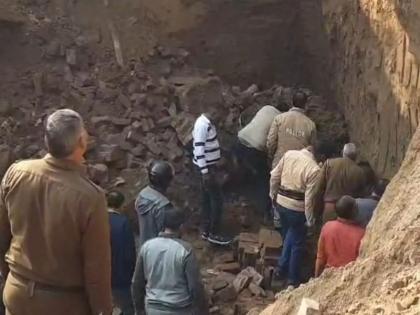 Jagannath temple wall collapses in Gurugram; One worker died, 4 people are in critical condition | गुरुग्राममधील जगन्नाथ मंदिराची भिंत कोसळली; एका कामगाराचा मृत्यू, ४ जणांची प्रकृती गंभीर