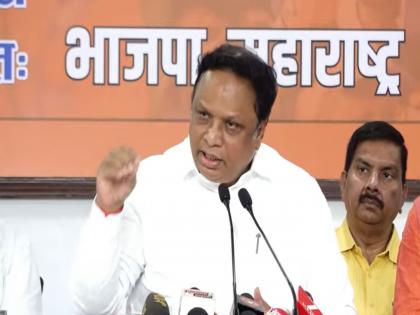 "Marathi is mandatory in the state, but..."; BJP clarifies its position on the trilingual formula over hindi compulsion issue | "राज्यात मराठीच सक्तीची, पण..."; त्रिभाषा सूत्रावरून भाजपाने स्पष्ट केली भूमिका "Marathi is mandatory in the state, but..."; BJP clarifies its position on the trilingual formula over hindi compulsion issue | "राज्यात मराठीच सक्तीची, पण..."; त्रिभाषा सूत्रावरून भाजपाने स्पष्ट केली भूमिका