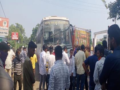 One killed in ST and two-wheeler accident; One injured | एसटी व दुचाकीच्या अपघातात एक ठार; एक जखमी