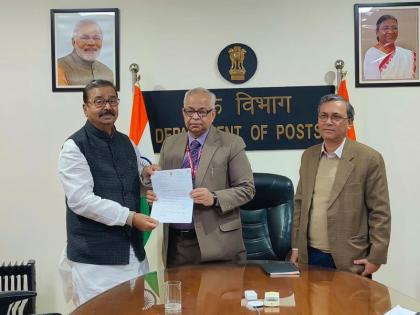 Construction of post office building at Goregaon and Andheri soon approved; Union Postal Secretary Gajanan Kirtikar assured | गोरेगाव व अंधेरी येथे पोस्‍ट ऑफिस इमारत बांधण्‍यास लवकरच मंजूरी; केंद्रीय पोस्‍ट सचिवांचे गजानन कीर्तिकर यांना आश्‍वासन 