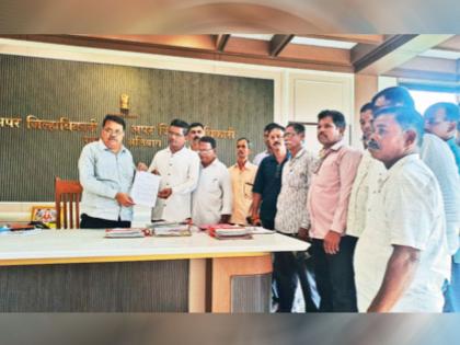 Sambarkund Dam Land for dam will be given only if proper compensation is paid | सांबरकुंड धरण; योग्य मोबदला दिला, तरच धरणाला जमीन Sambarkund Dam Land for dam will be given only if proper compensation is paid | सांबरकुंड धरण; योग्य मोबदला दिला, तरच धरणाला जमीन