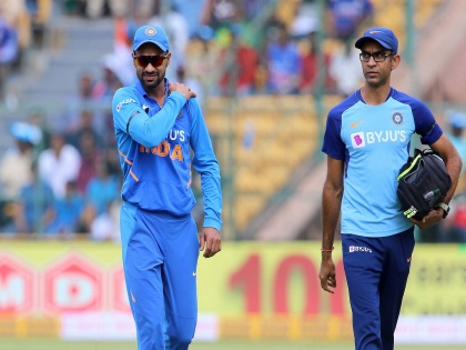 India vs Australia, 3rd ODI : Update: Shikhar Dhawan has gone for an X-Ray | Big Breaking : शिखर धवननं दुखापतीमुळे मैदान सोडलं, खेळण्यावर संभ्रम