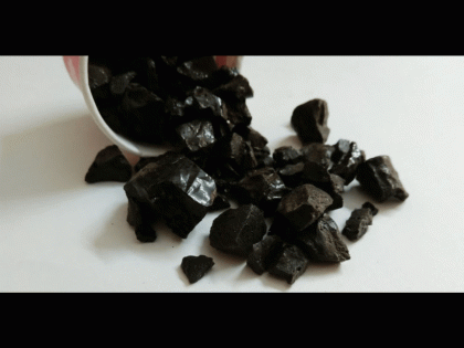 Misconception about Shilajit knowthe truth about it | शिलाजीत खरंच वायग्रासारखं काम करतं का? जाणून घ्या त्याबाबतचे अनेक गैरसमज आणि सत्य...