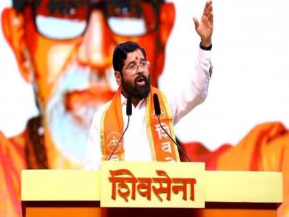 Eknath Shinde Shiv Sena setback before Mumbai Municipal Corporation elections? Talk of displeasure of 15 former corporators going back to Uddhav Thackeray party | मुंबई महापालिका निवडणुकीपूर्वी शिंदेसेनेला धक्का? १५ माजी नगरसेवक नाराजीची चर्चा Eknath Shinde Shiv Sena setback before Mumbai Municipal Corporation elections? Talk of displeasure of 15 former corporators going back to Uddhav Thackeray party | मुंबई महापालिका निवडणुकीपूर्वी शिंदेसेनेला धक्का? १५ माजी नगरसेवक नाराजीची चर्चा