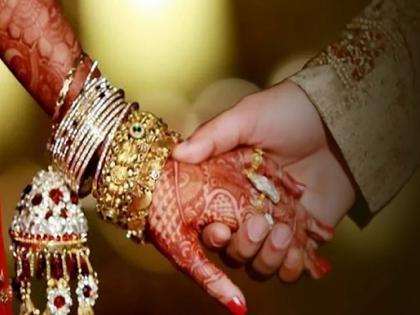 Relatives of the girl who came to see the boy gave the bride-groom indicator to the director of the center in sangli | वधूला झाला उशीर...वराचा पोबारा!, व्हीडिओ कॉल करून मुलगी दाखवली पण..