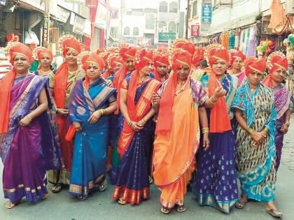 Women's honor is celebrated in Shirdi; Century Happiness of the Lohar-Sutar Samaj's Girl Child | शिर्डीत साजरे होतेय महिला सन्मान वर्ष; लोहार-सुतार समाजाची मुलगी शाळेत जाण्याच्या घटनेची शतकपूर्ती