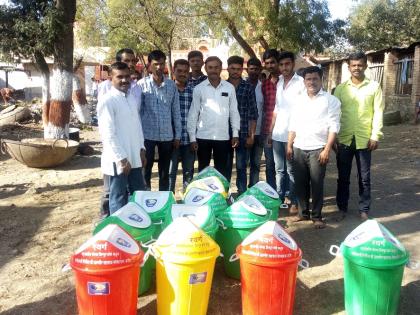 Initiative of 'Paradise' organization for cleanliness in Shirpur | शिरपूरच्या देवालयातील स्वच्छतेसाठी ‘स्वर्ग’ संस्थेचा पुढाकार