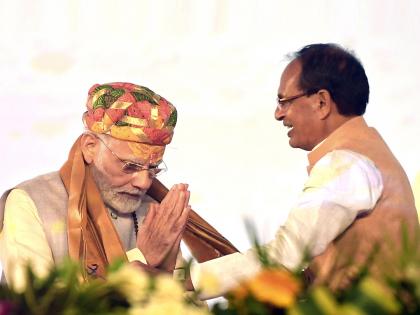 mp cm shivraj singh chouhan replied and said congress become vishkumbh pm narendra modi is neelkanth | “देशात विष पेरायचे काम काँग्रेसचे, पंतप्रधान नरेंद्र मोदी तर विष पचवणारे नीळकंठ महादेव”