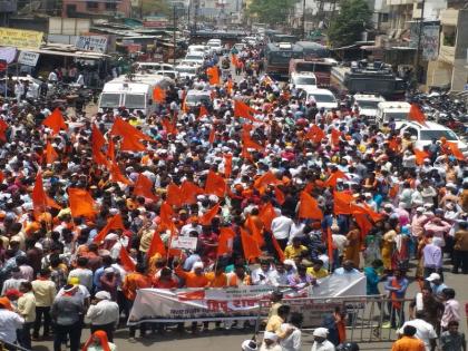 Aurangabad Violence: Shiv Sena's anti-Police Morcha started with kranti Chowk even when the permission was not granted; Police commissioner warning ignored | Aurangabad Violence : परवानगी नसतानाही शिवसेनेच्या पोलीसविरोधी मोर्चास सुरुवात ; पोलीस आयुक्तांचा इशारा डावलला 