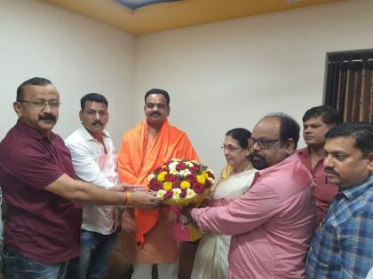 Shiv Sena's party building has started again in Badlapur. Planning in the presence of Liaison Chief Rupesh Mhatre | बदलापुरात पुन्हा शिवसेनेच्या पक्षबांधणीला सुरूवात. संपर्कप्रमुख रुपेश म्हात्रे यांच्या उपस्थितीतीतील नियोजन